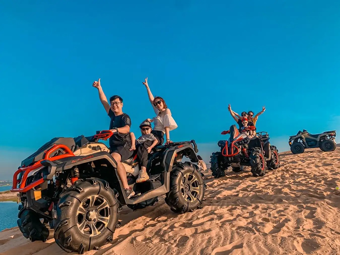 Team Building Phan Thiết, Trải Nghiệm Đồi Cát Bay